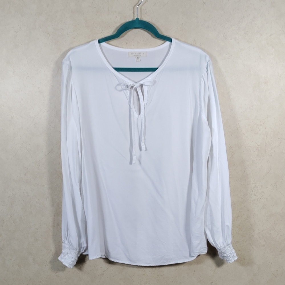 5183 Side Stitch white long sleeve poet blouse L